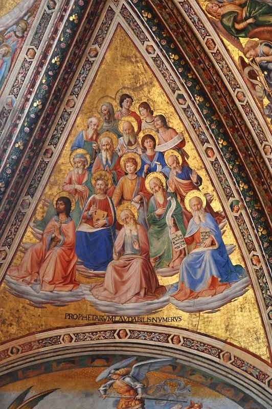 52 Orvieto Cappella San Brizio.JPG